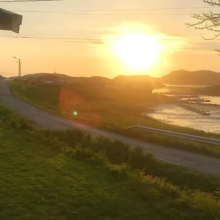 4 Star In Bjarkoy * Leirvåg