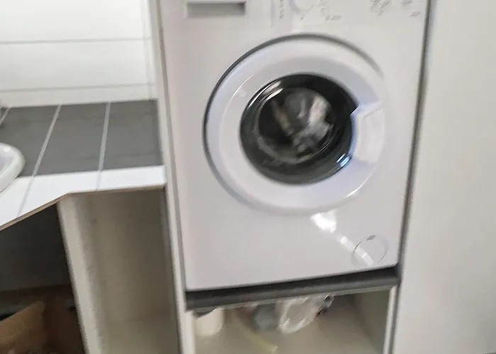 6 Person In Bjarkoy Leirvåg