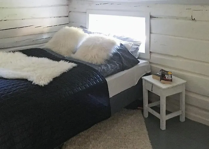 Semesterbostad 6 Person In Bjarkoy Leirvåg